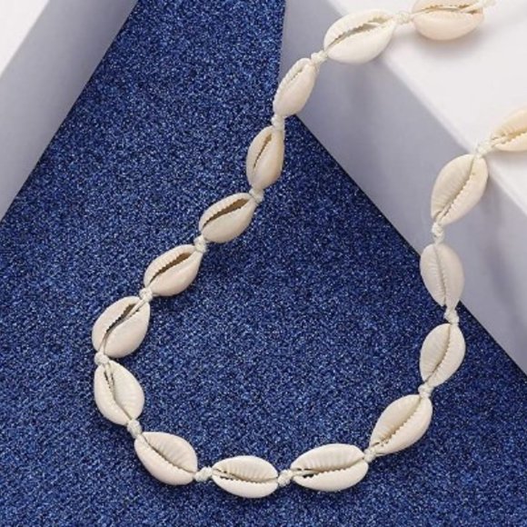 Natural Cowrie Shell Choker Necklace NEW in Box - Picture 5 of 8